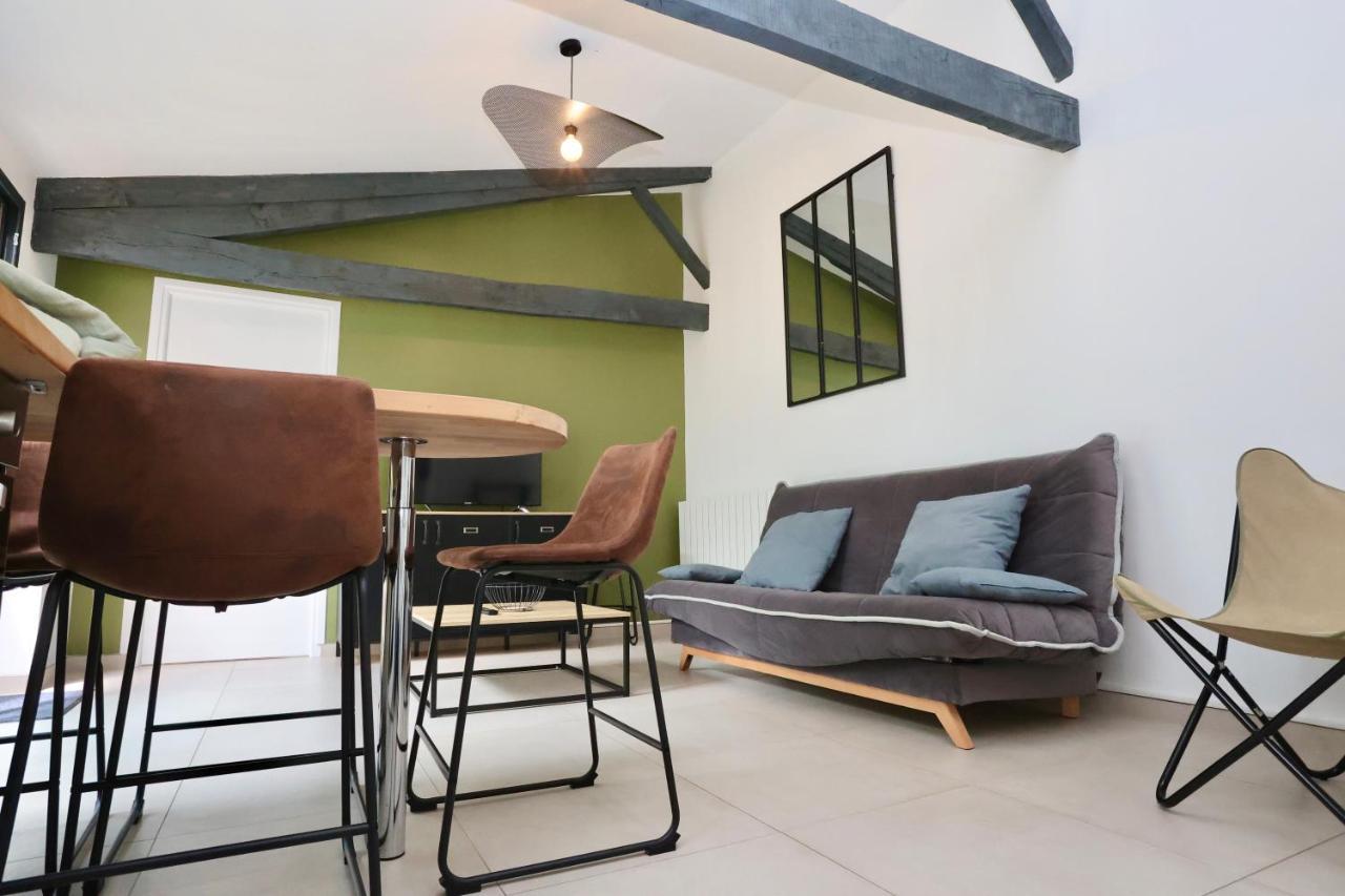 Apartmán L'Atelier Et Sa Terrasse Pontivy Exteriér fotografie