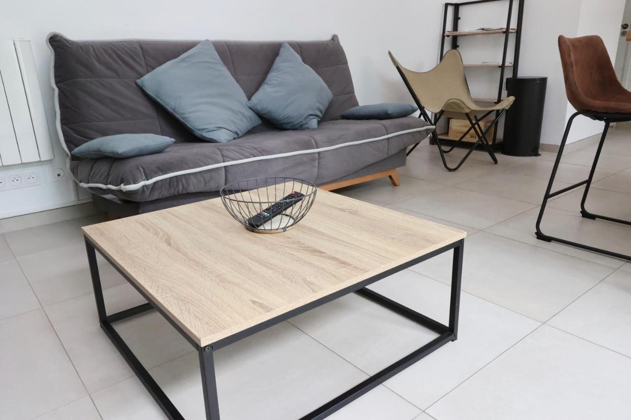 Apartmán L'Atelier Et Sa Terrasse Pontivy Exteriér fotografie