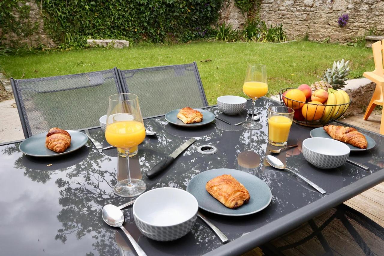 Apartmán L'Atelier Et Sa Terrasse Pontivy Exteriér fotografie