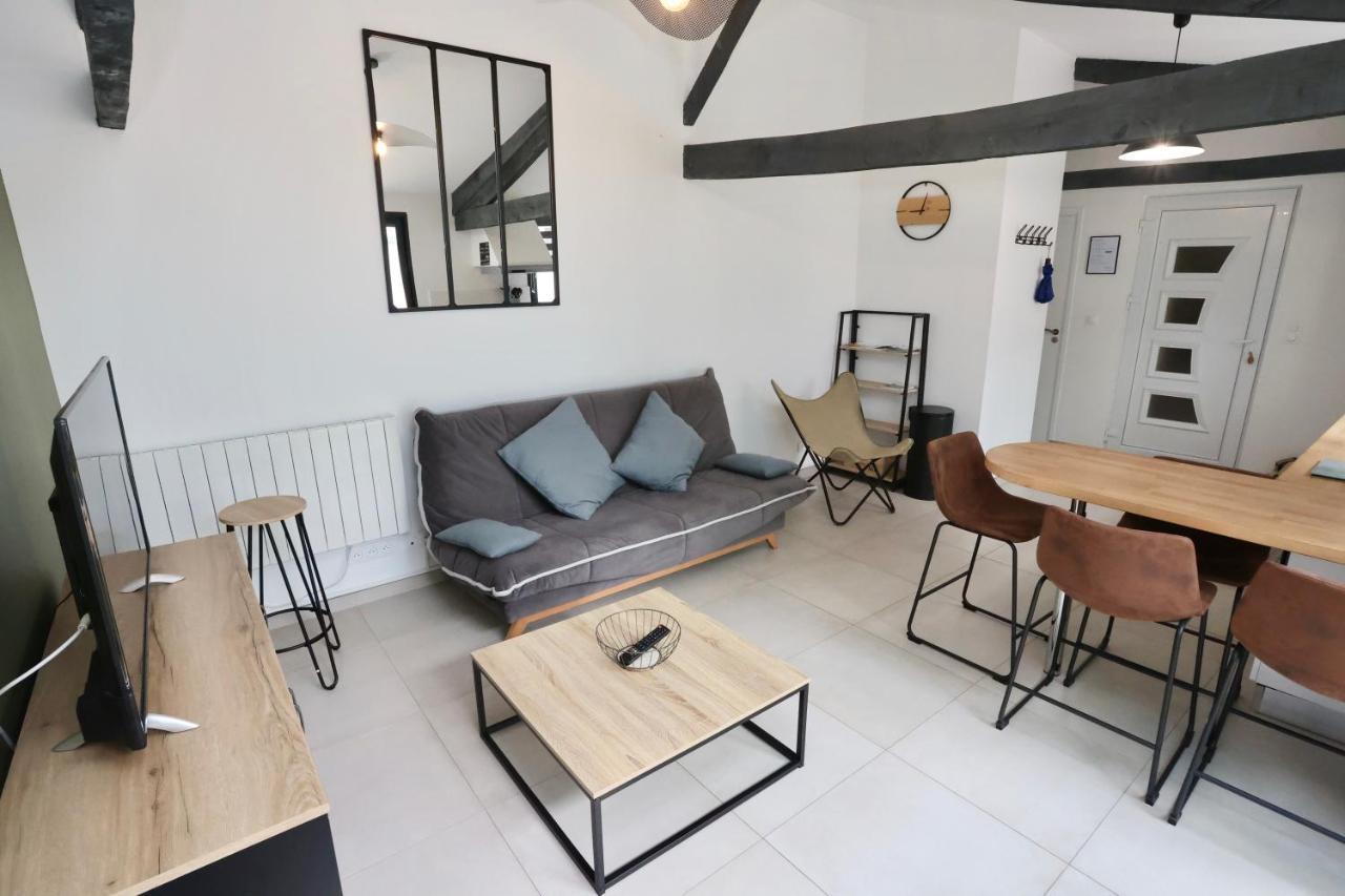 Apartmán L'Atelier Et Sa Terrasse Pontivy Exteriér fotografie