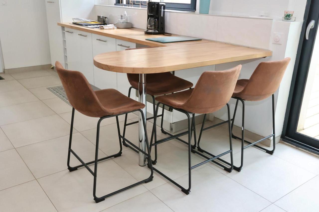 Apartmán L'Atelier Et Sa Terrasse Pontivy Exteriér fotografie