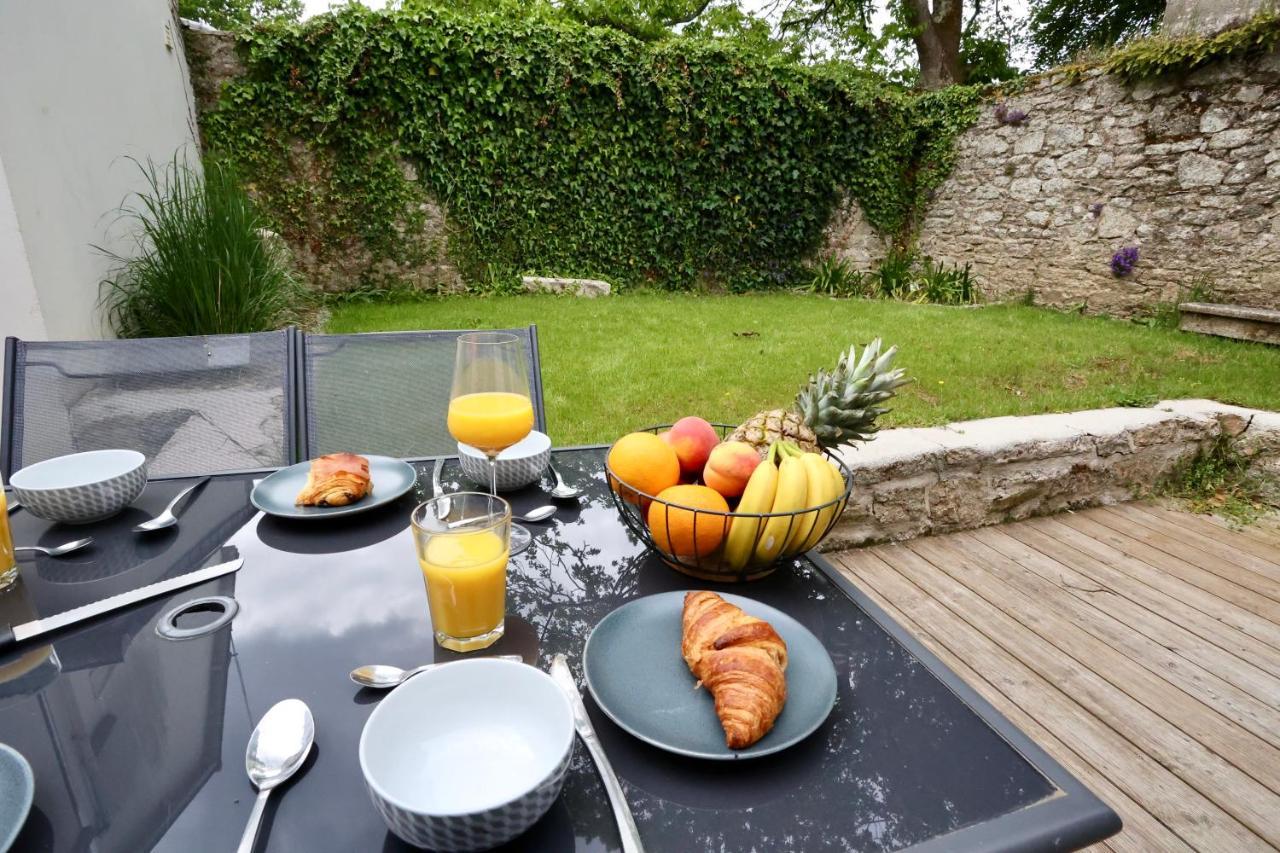 Apartmán L'Atelier Et Sa Terrasse Pontivy Exteriér fotografie