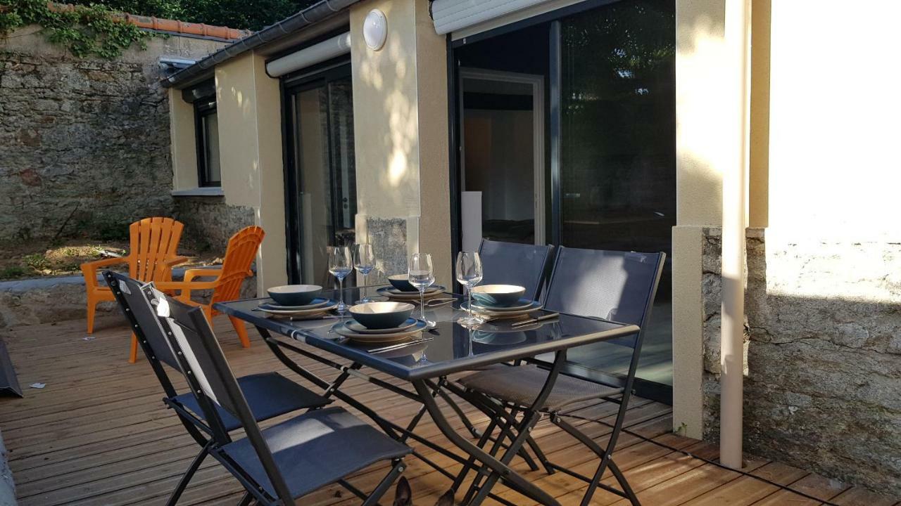 Apartmán L'Atelier Et Sa Terrasse Pontivy Exteriér fotografie